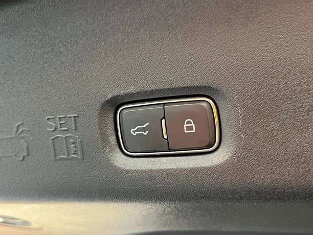 Used 2025 Ford Expedition Max Platinum image 15