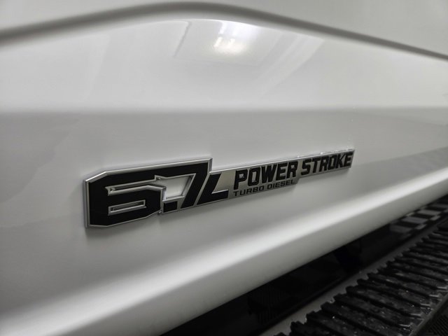 New 2025 Ford F550 4x4 Crew Cab Super Duty image 8