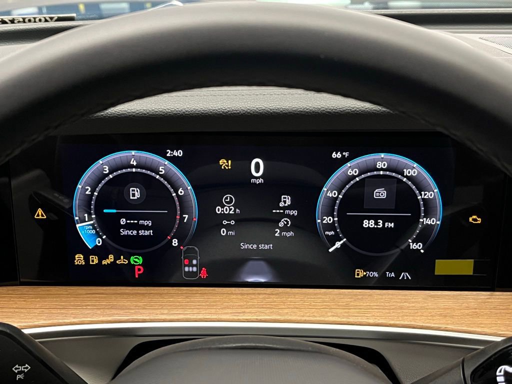 New 2026 Volkswagen Tiguan SEL R-Line image 25