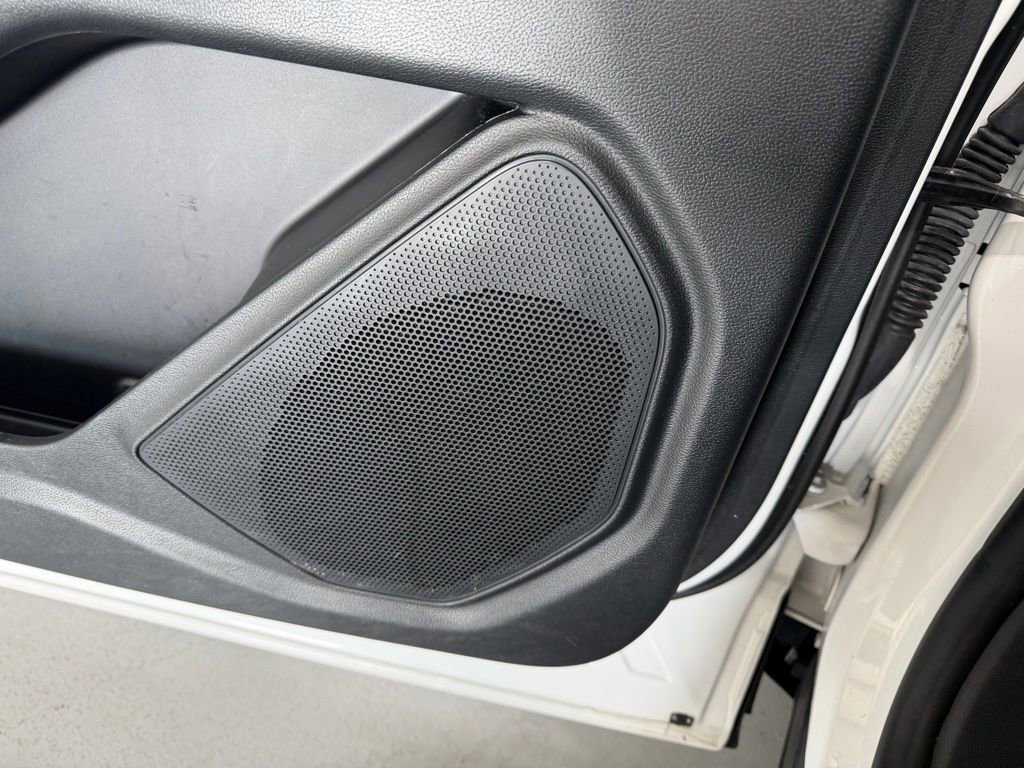 Used 2024 Ford Explorer XLT w/ Equipment Group 202A image 16