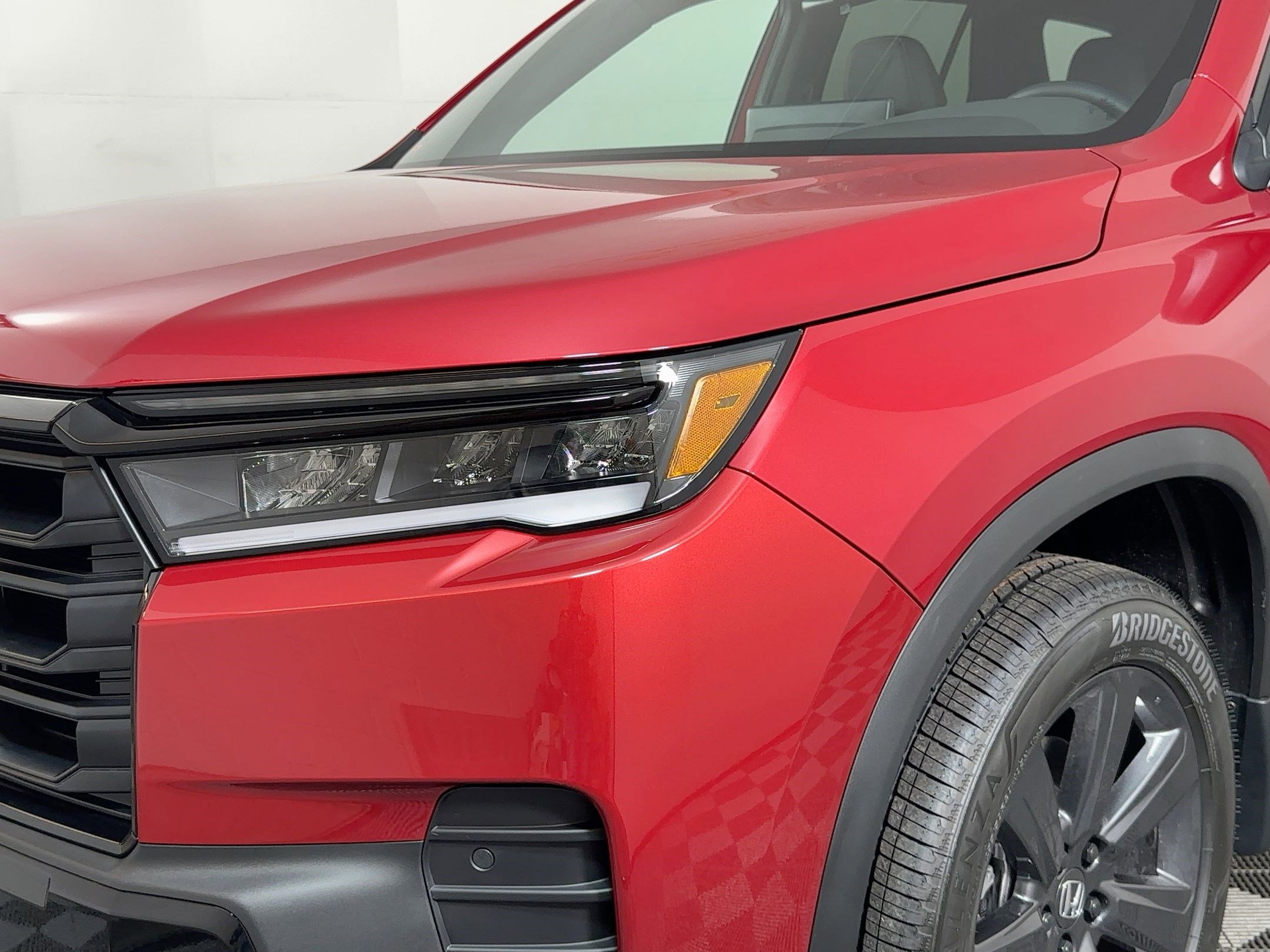 New 2026 Honda Pilot Sport image 9