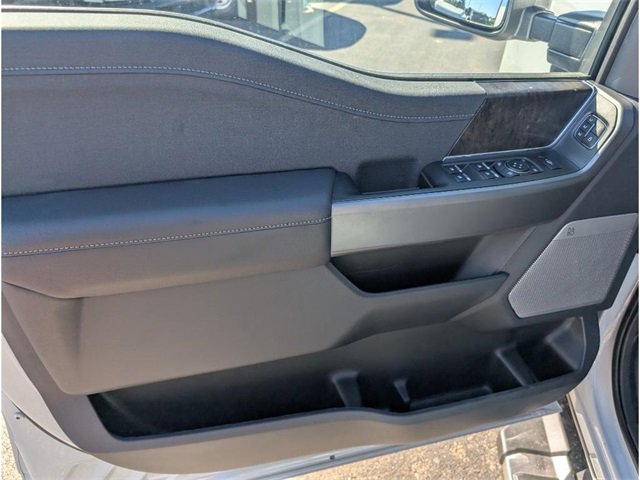 New 2026 Ford F350 Lariat w/ Chrome Package image 15