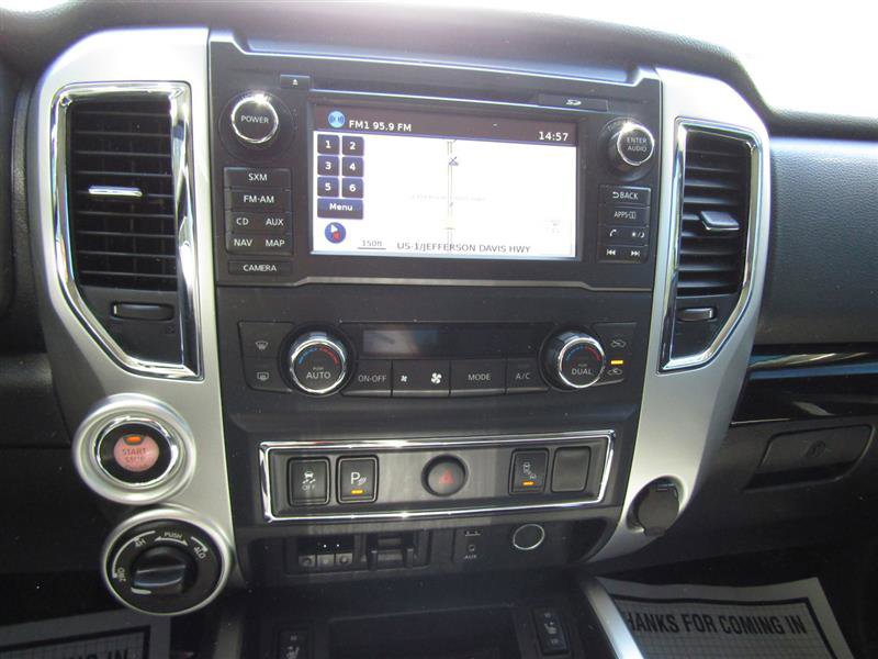 Used 2017 Nissan Titan SV image 20