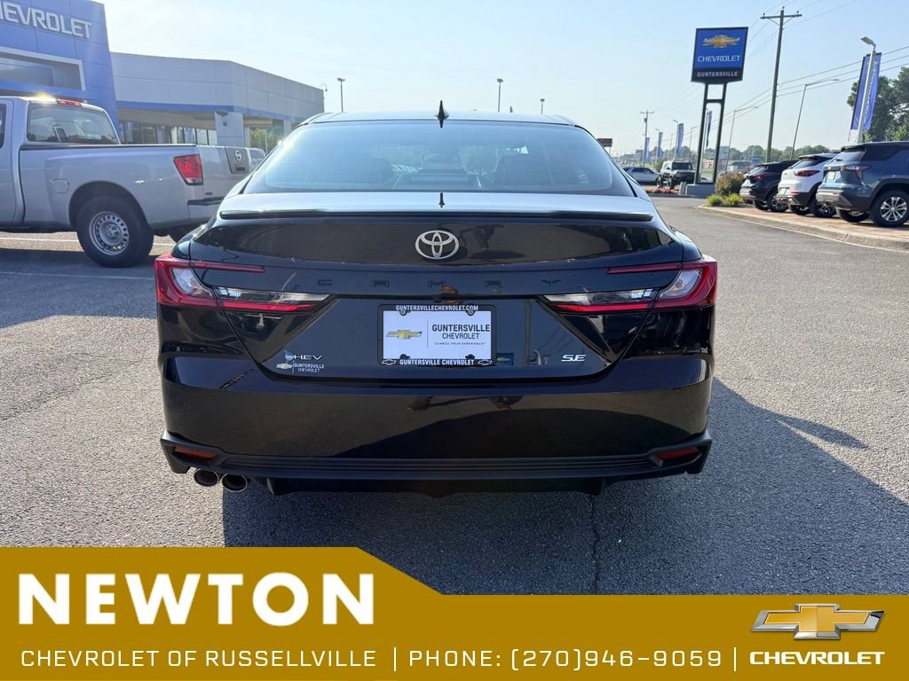 Used 2026 Toyota Camry SE FWD image 5