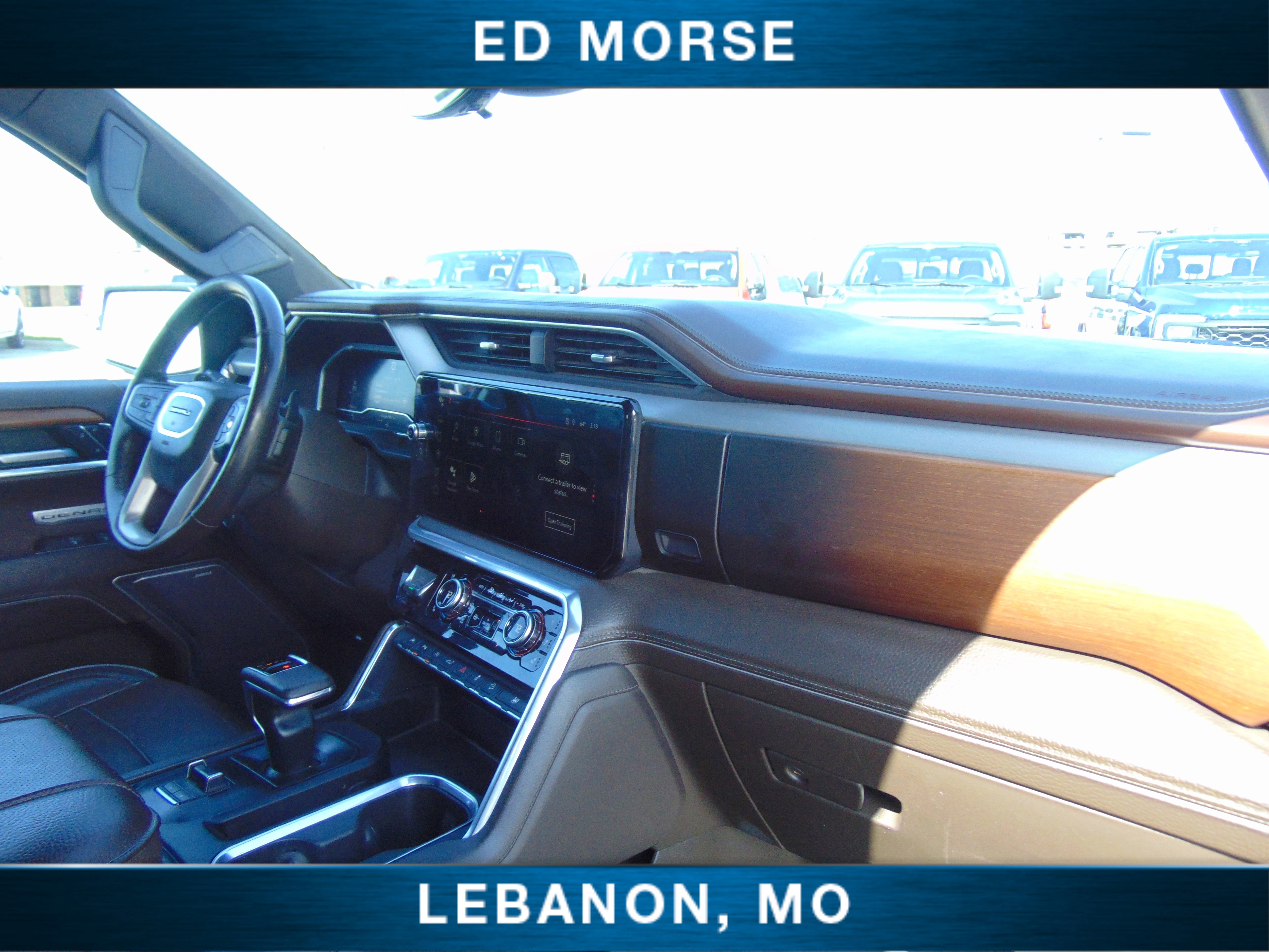 Used 2023 GMC Sierra 1500 Denali w/ Technology Package AWD/4WD image 16