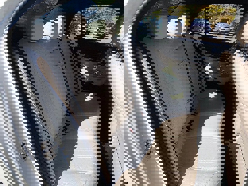 Certified 2020 Mercedes-Benz E 450 4MATIC Sedan image 37