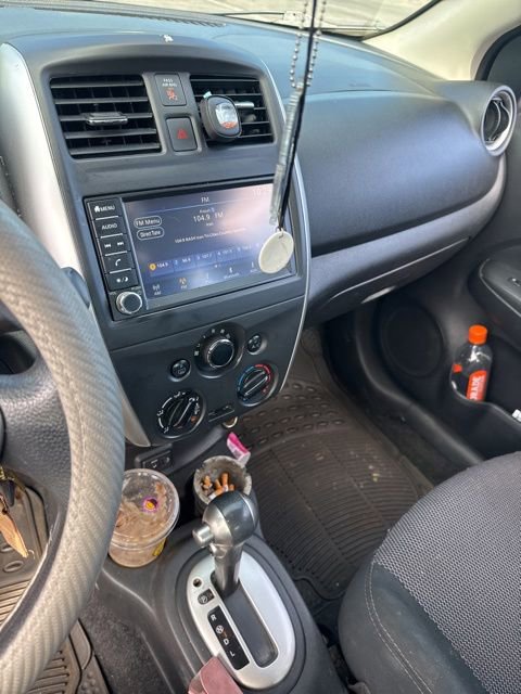 Used 2019 Nissan Versa SV FWD image 11