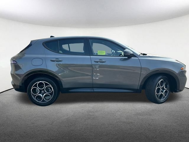 Used 2025 Alfa Romeo Tonale AWD/4WD image 15