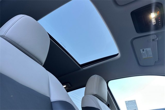 Used 2024 Honda Prologue Touring image 5