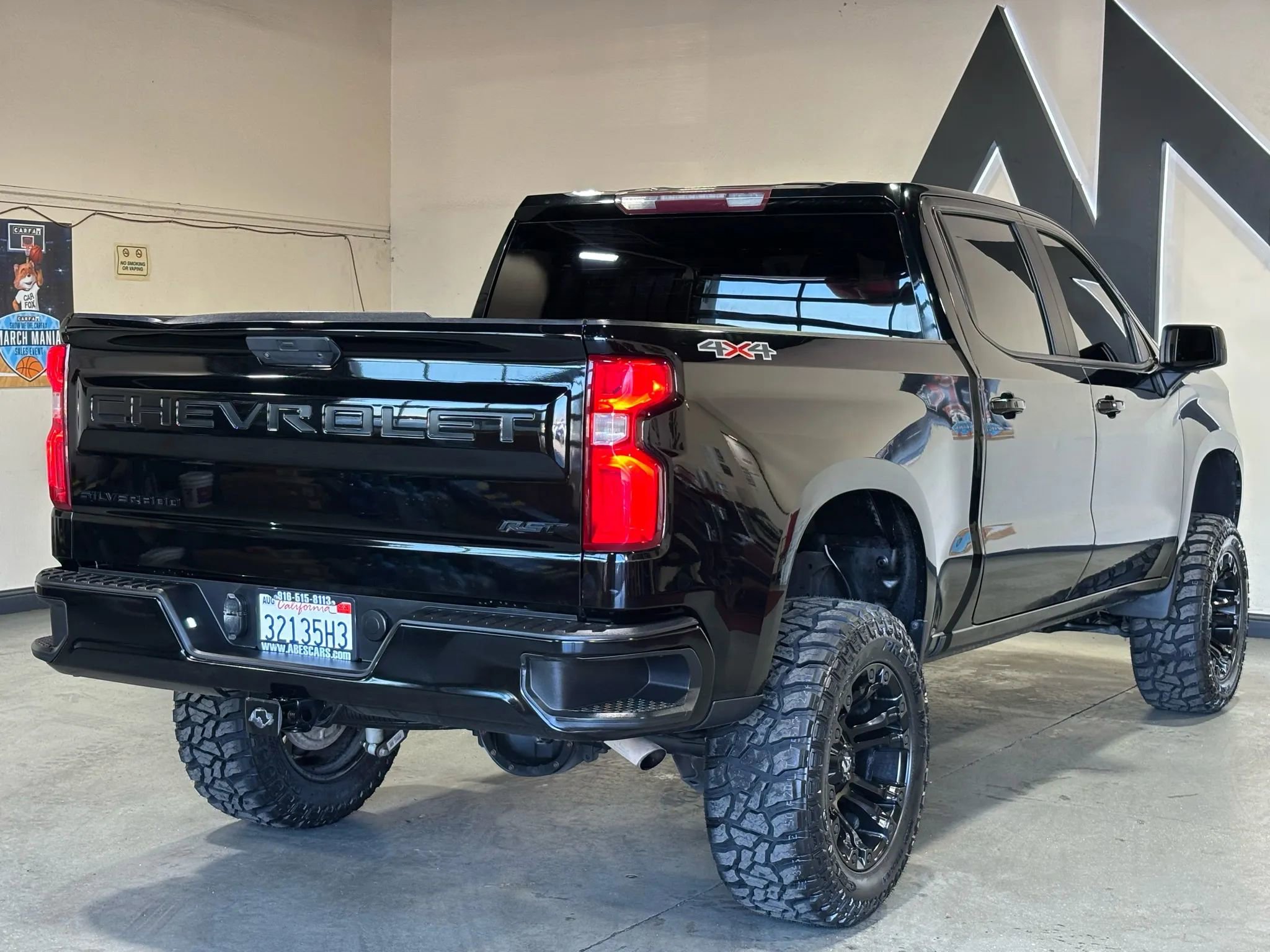 Used 2021 Chevrolet Silverado 1500 RST w/ LPO, Blackout Package image 5