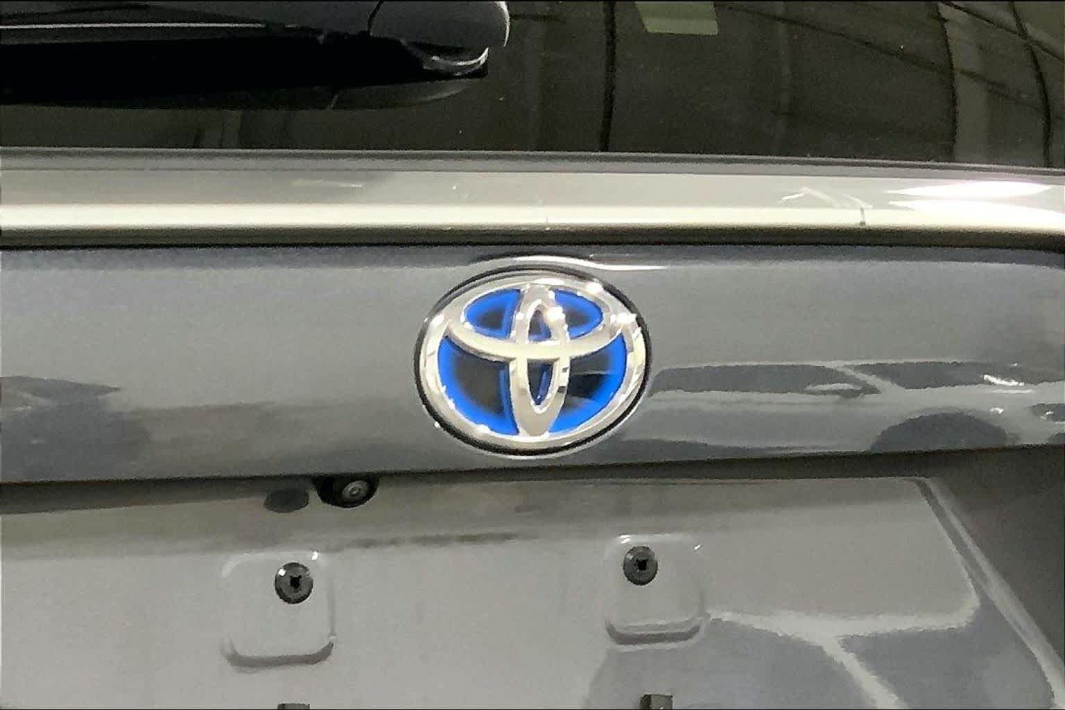 Used 2023 Toyota RAV4 XSE AWD/4WD image 31