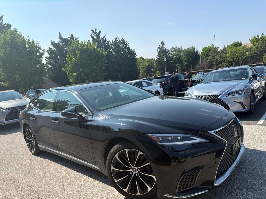 Used 2023 Lexus LS 500 AWD w/ Luxury Package image 9