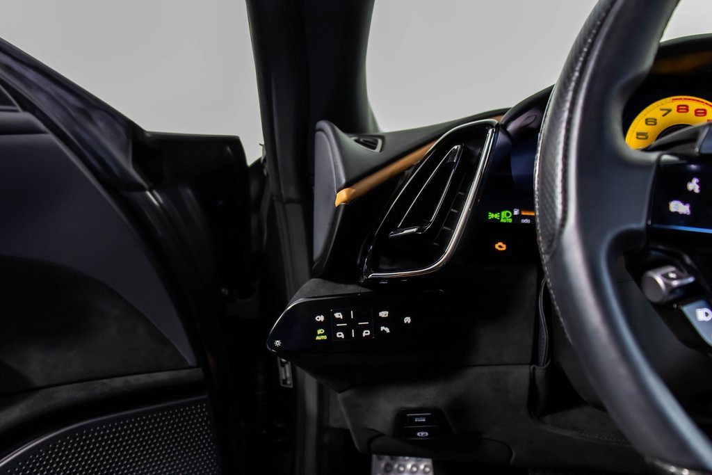 Certified 2024 Ferrari Roma image 36