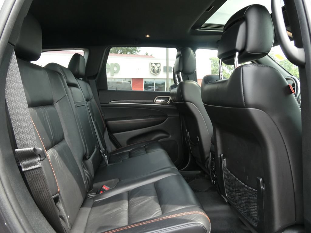 Used 2017 Jeep Grand Cherokee Limited 75th Anniversary AWD/4WD image 15