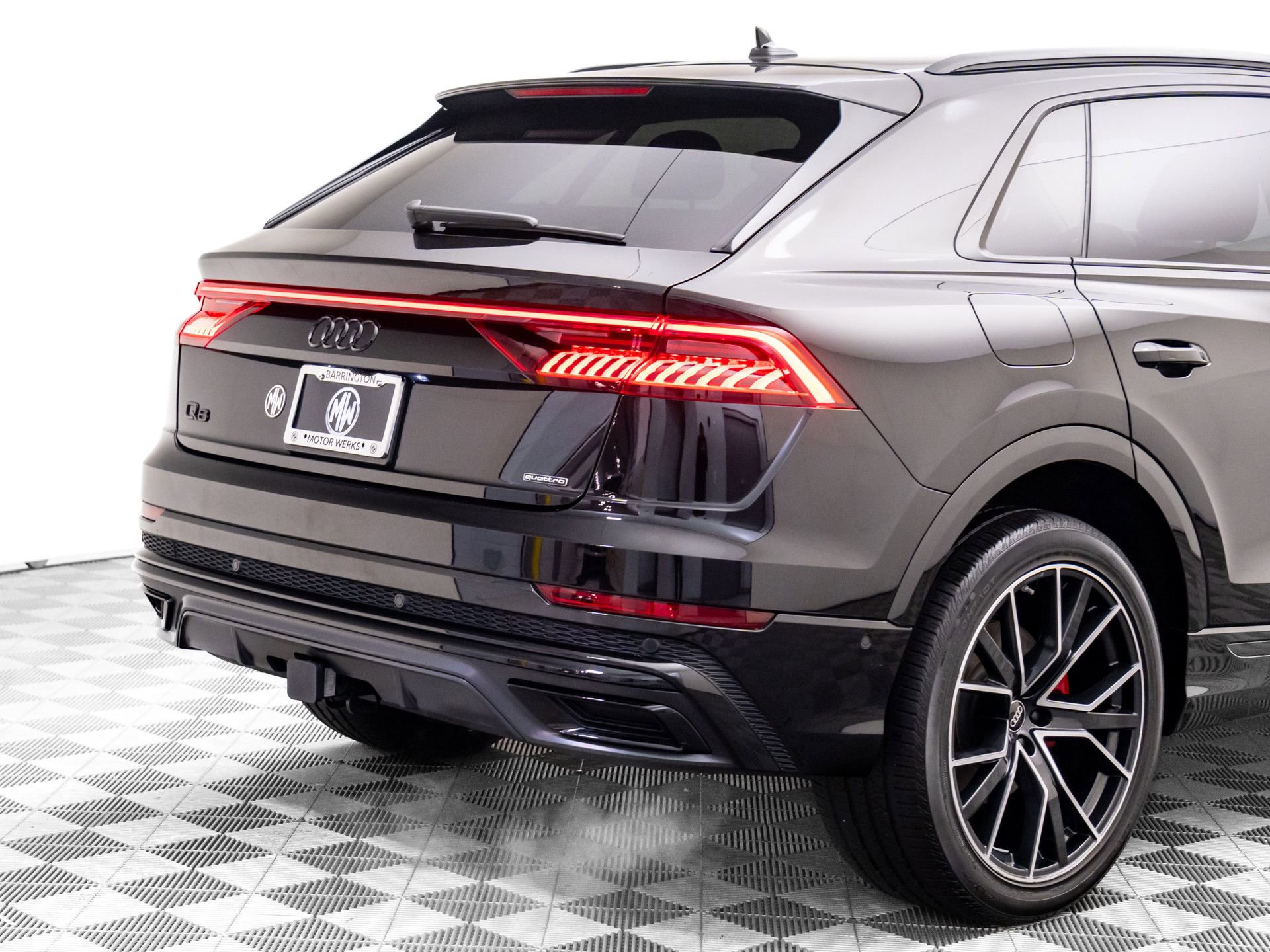 Used 2023 Audi Q8 Premium Plus image 33