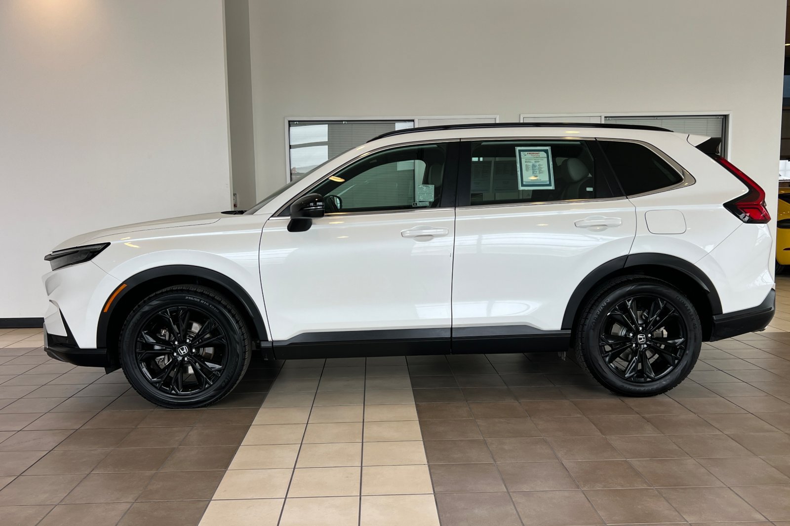 Used 2024 Honda CR-V Sport Touring image 7