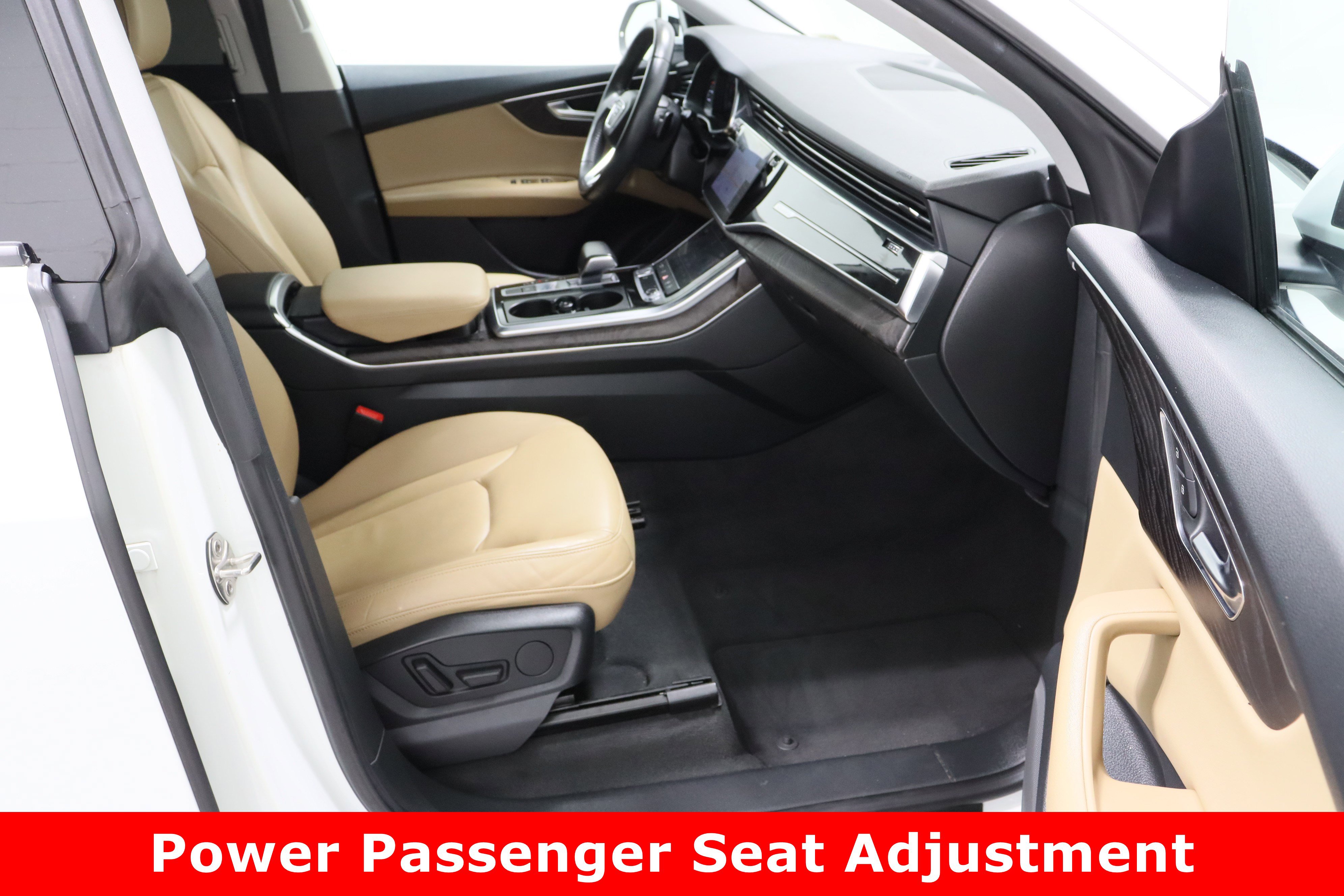 Used 2019 Audi Q8 Premium w/ Convenience Package image 40