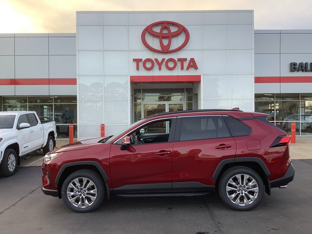 New 2025 Toyota RAV4 XLE Premium w/ Weather Package image 4