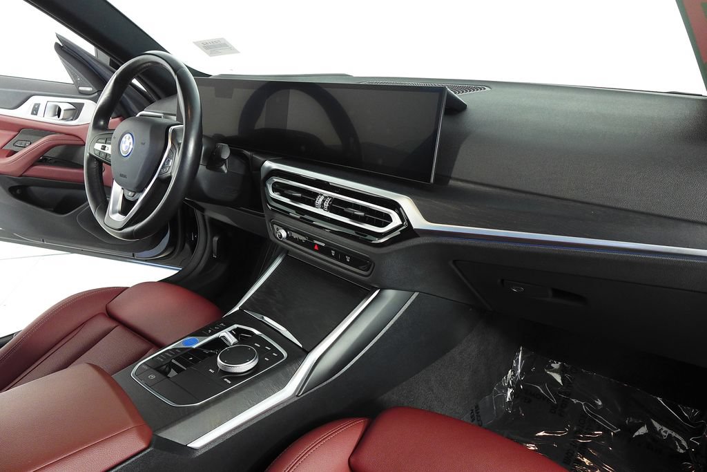 Certified 2023 BMW i4 eDrive35 w/ Premium Package RWD image 13