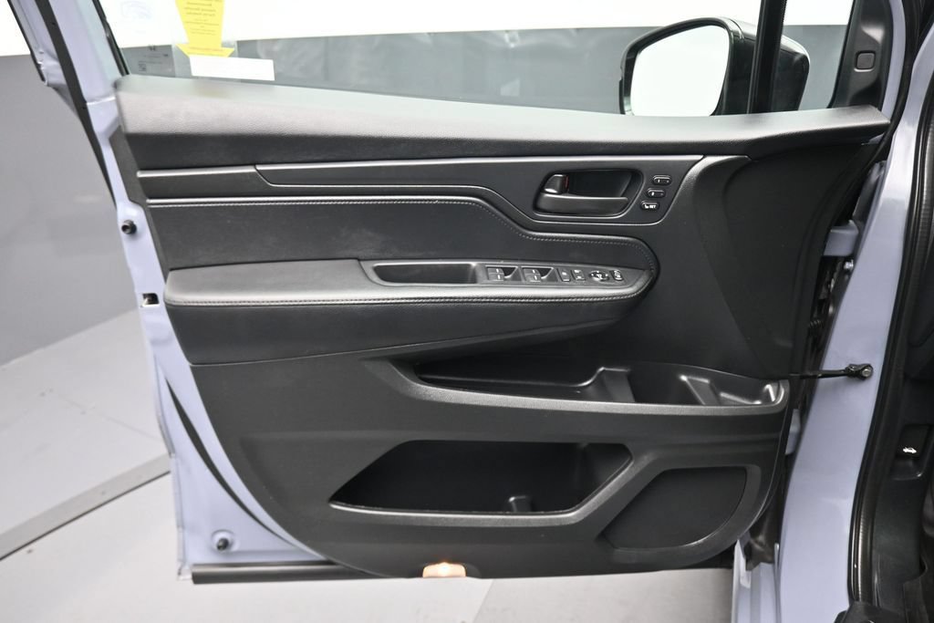 Used 2024 Honda Odyssey Sport image 9
