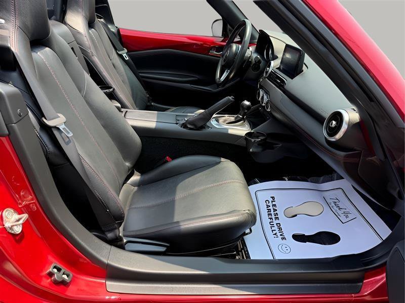 Used 2019 MAZDA MX-5 Miata RF Grand Touring RWD image 23