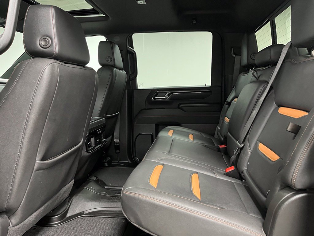 Used 2026 GMC Sierra 3500 AT4 w/ AT4 Premium Plus Package AWD/4WD image 47