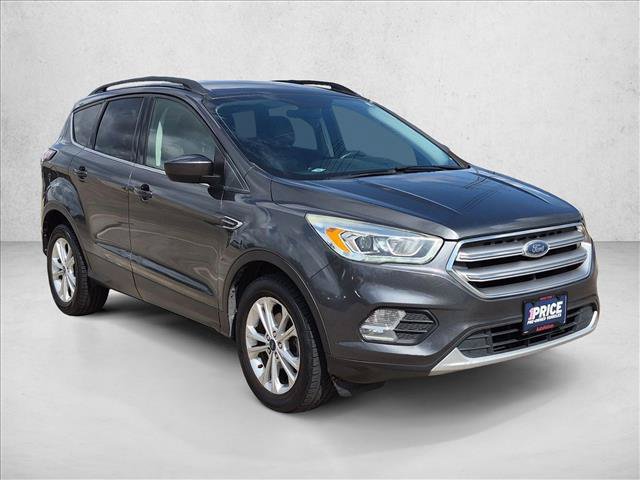 Used 2017 Ford Escape SE w/ SE Leather Comfort Package FWD image 3