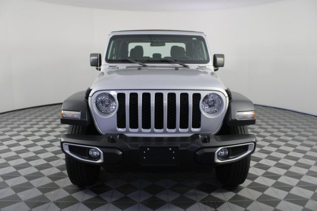 Used 2023 Jeep Gladiator Sport image 24