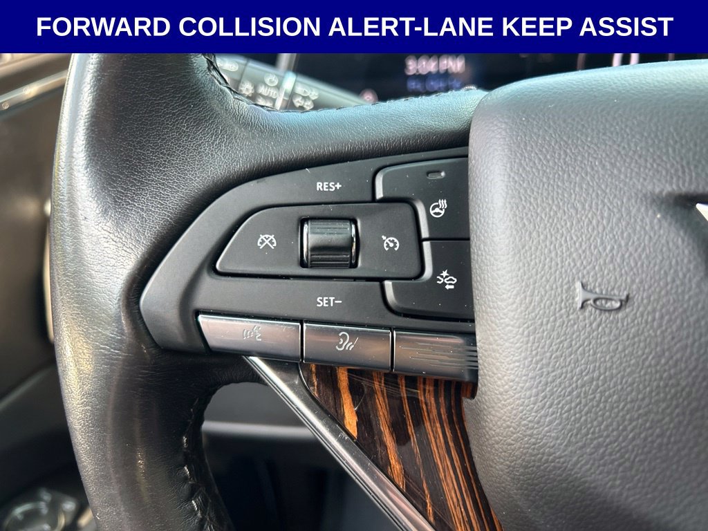 Used 2021 Cadillac Escalade ESV Premium Luxury w/ LPO, Radiant Package AWD/4WD image 20