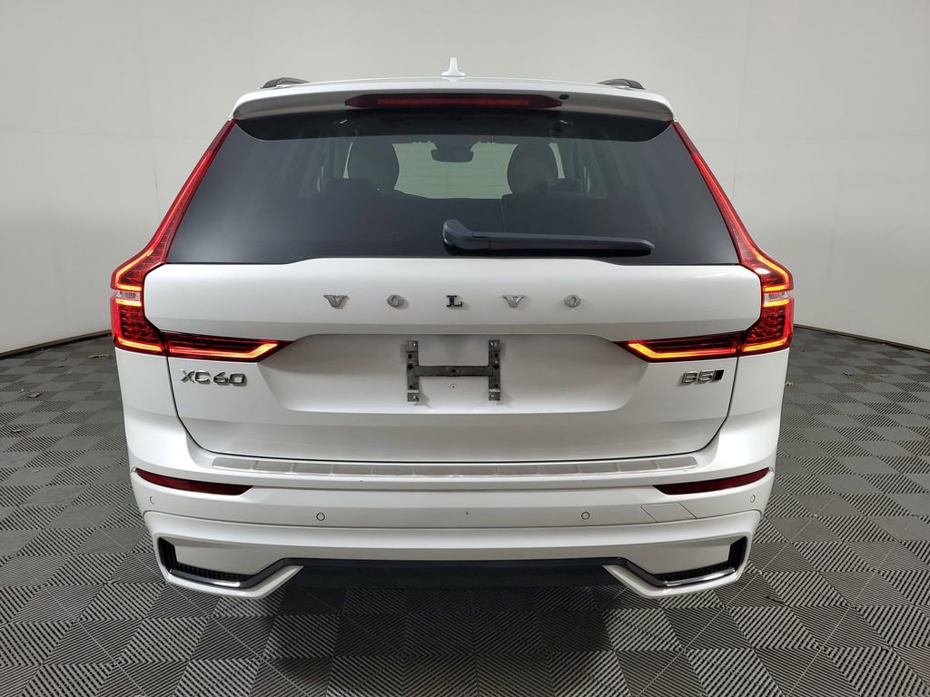 Certified 2024 Volvo XC60 B5 Core w/ Protection Package Premier image 7