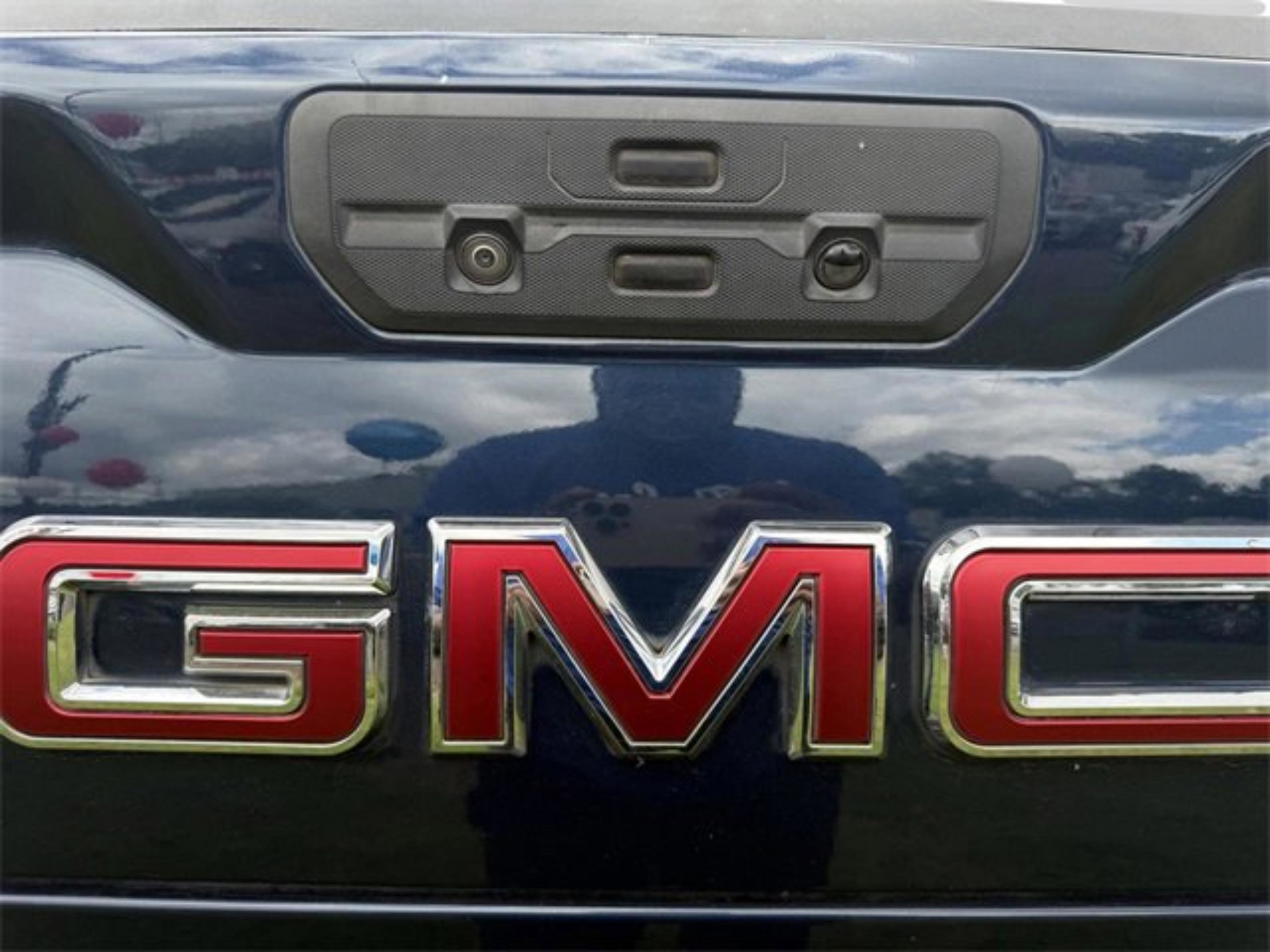 Used 2020 GMC Sierra 1500 AT4 w/ AT4 Premium Package image 39