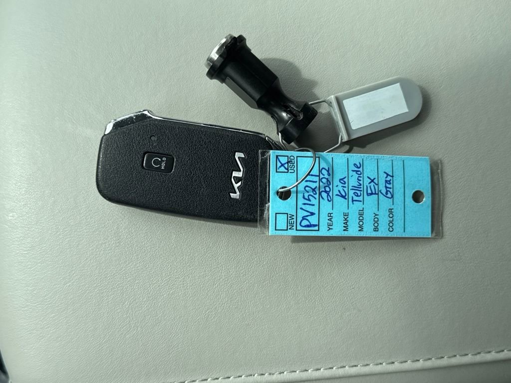 Used 2022 Kia Telluride EX w/ EX Premium Package image 29