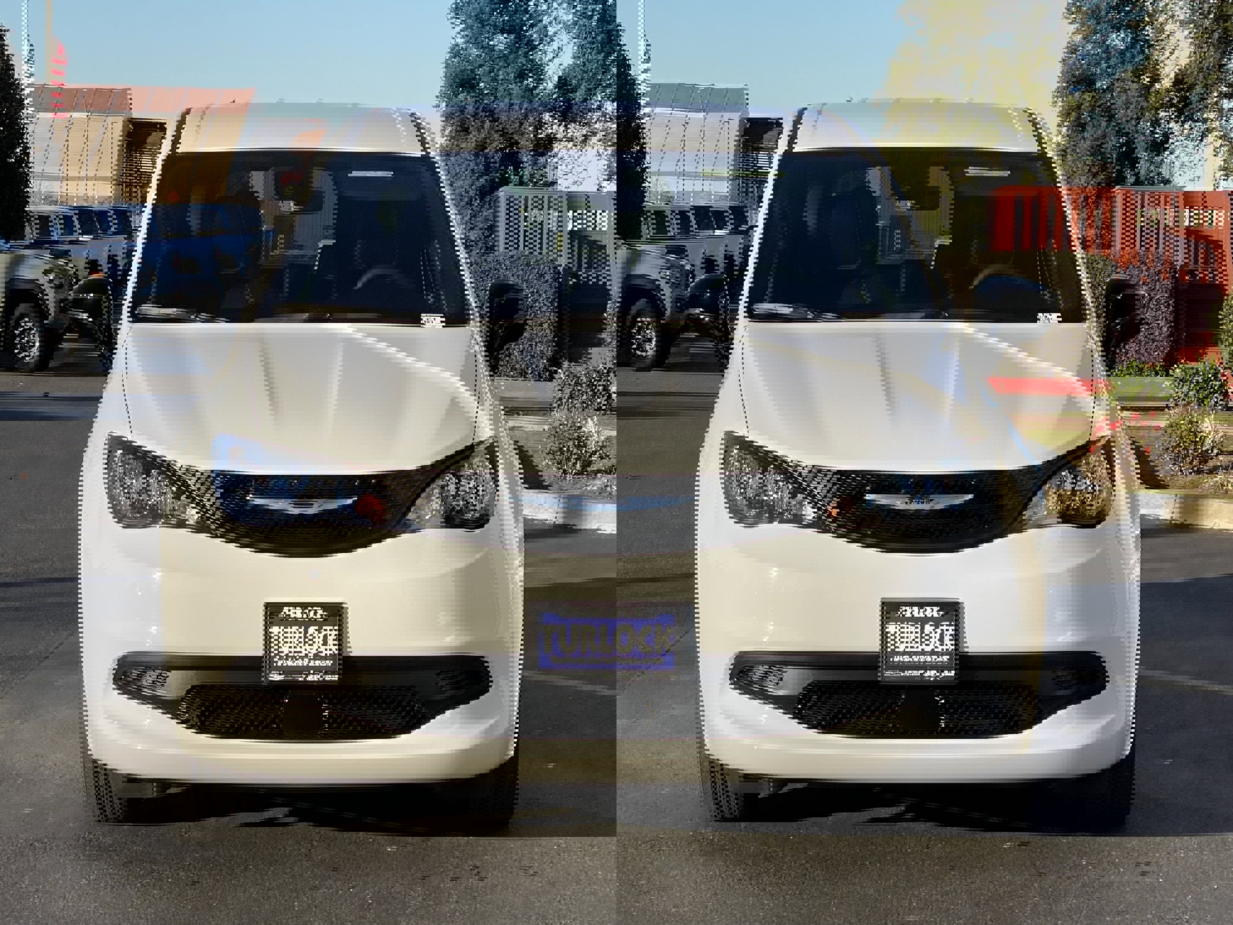 New 2026 Chrysler Voyager LX image 6