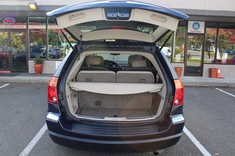 Used 2005 Chrysler Pacifica Touring image 23