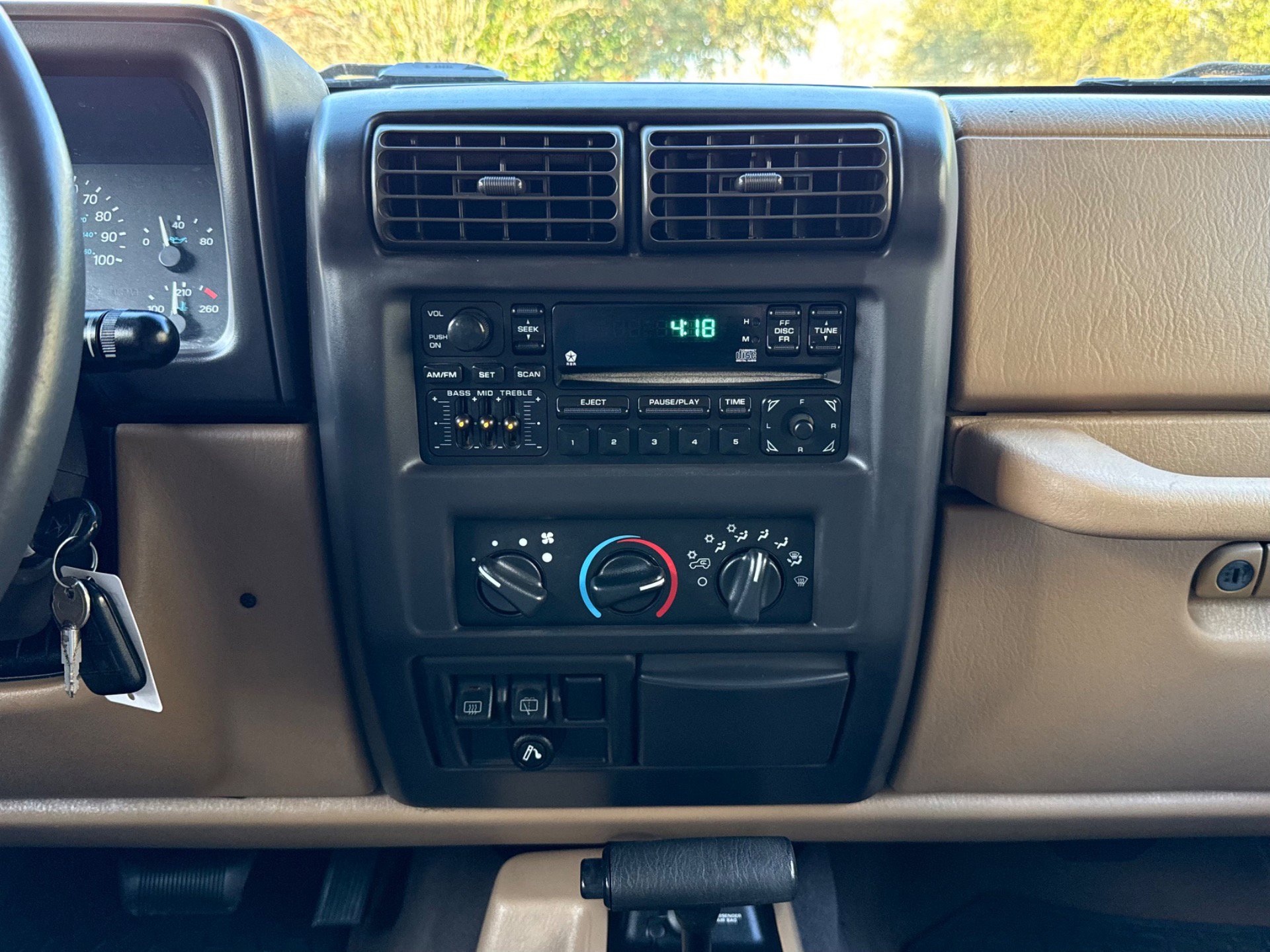 Used 2000 Jeep Wrangler Sport image 27