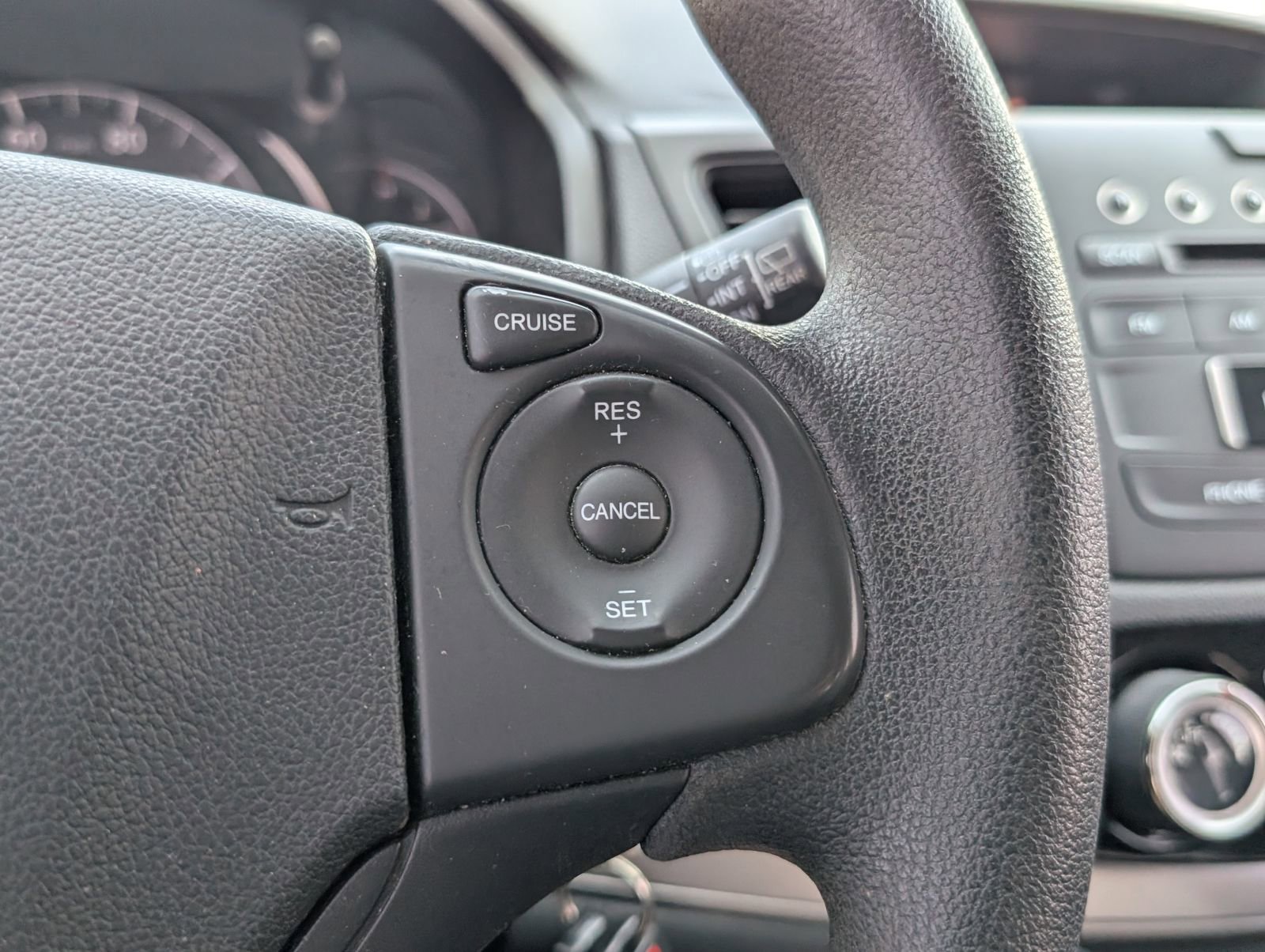 Used 2015 Honda CR-V LX image 24