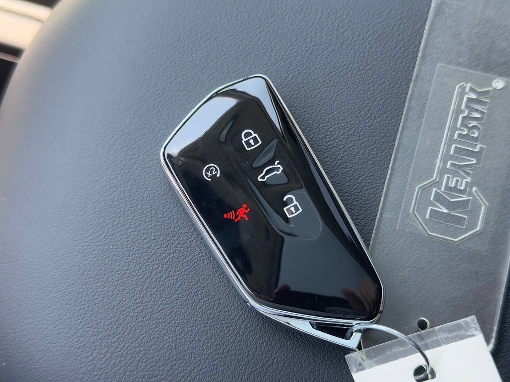 New 2026 Volkswagen Tiguan SE AWD/4WD image 7