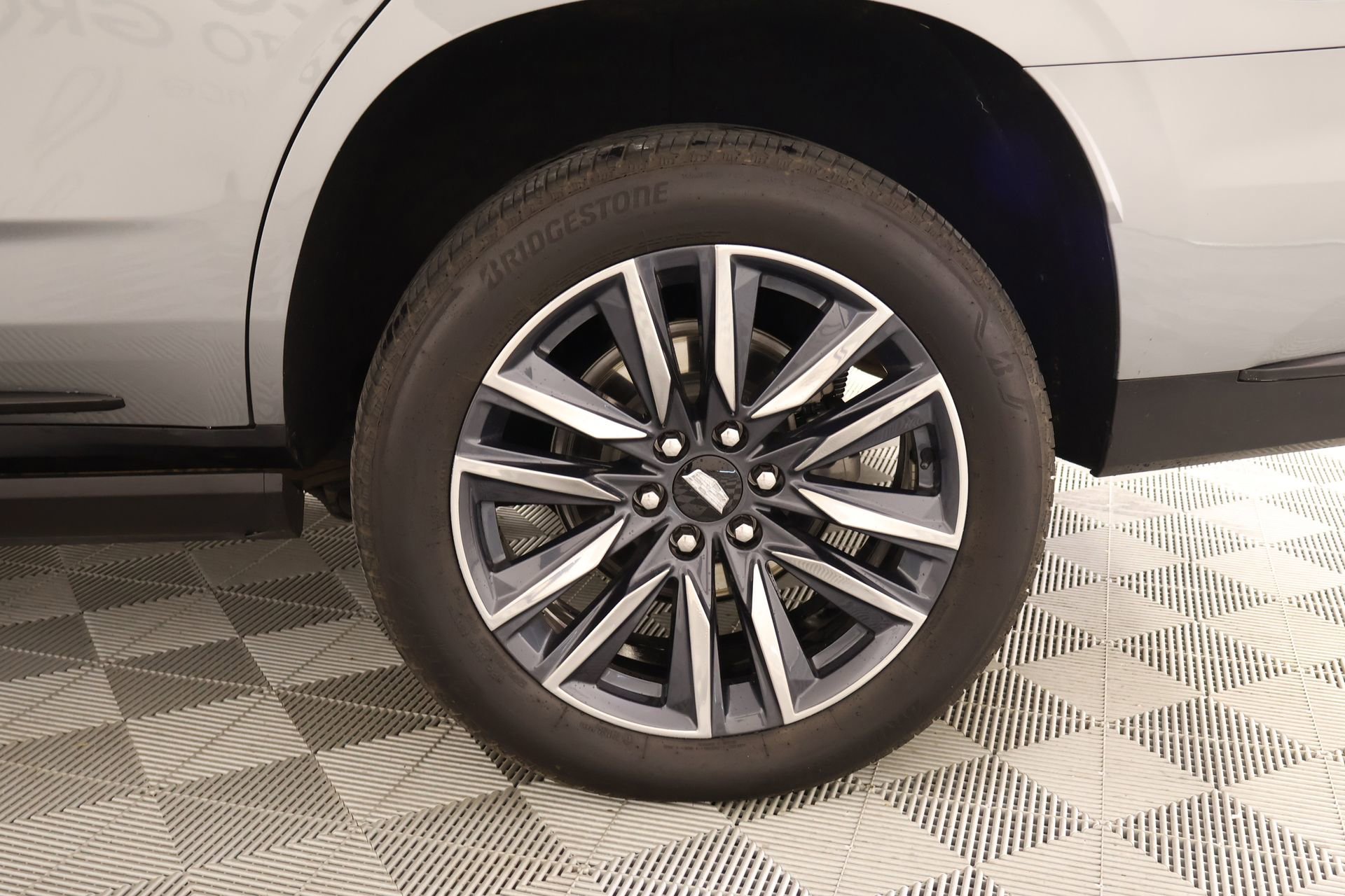 Used 2023 Cadillac Escalade Premium Luxury Platinum w/ LPO, Floor Liner Package image 21