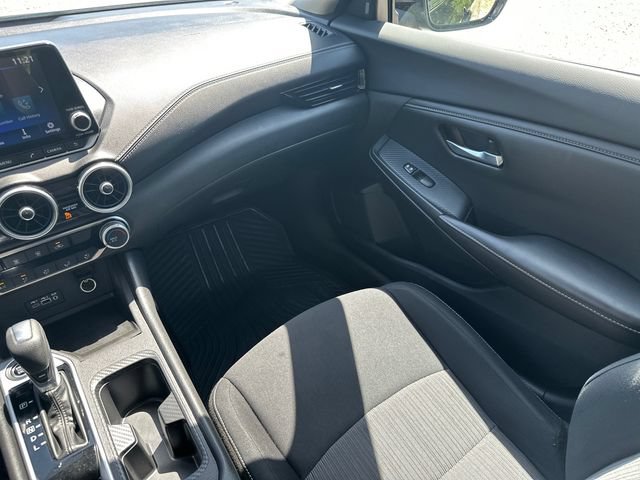 Used 2022 Nissan Sentra SV FWD image 19