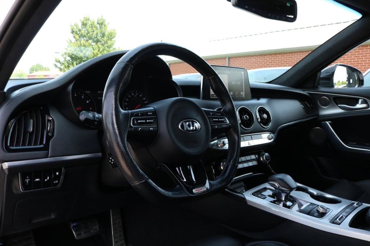 Used 2020 Kia Stinger GT2 AWD/4WD image 27