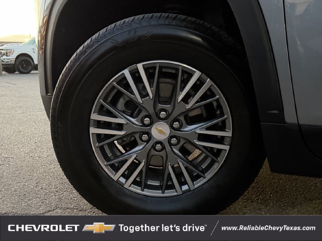 Used 2026 Chevrolet Traverse LT w/ Driver Confidence Package FWD image 10