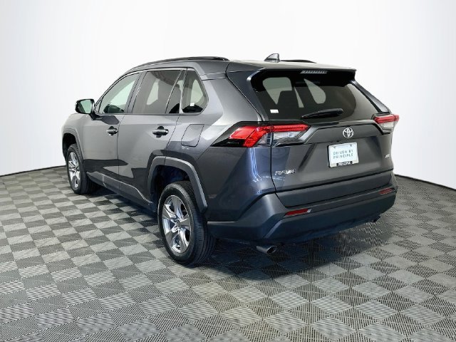 Used 2024 Toyota RAV4 XLE FWD image 7