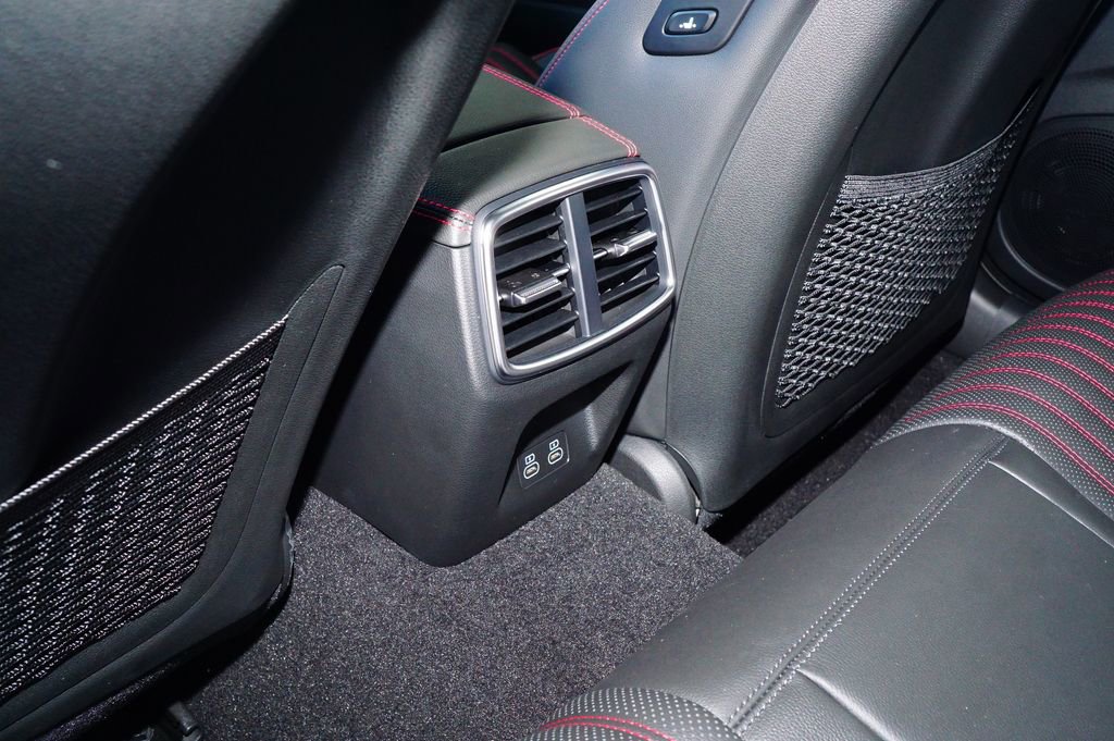 New 2025 Genesis G70 2.5T w/ Sport Prestige Package image 20