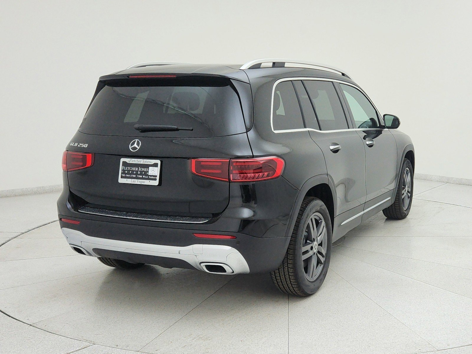 New 2025 Mercedes-Benz GLB 250 image 7