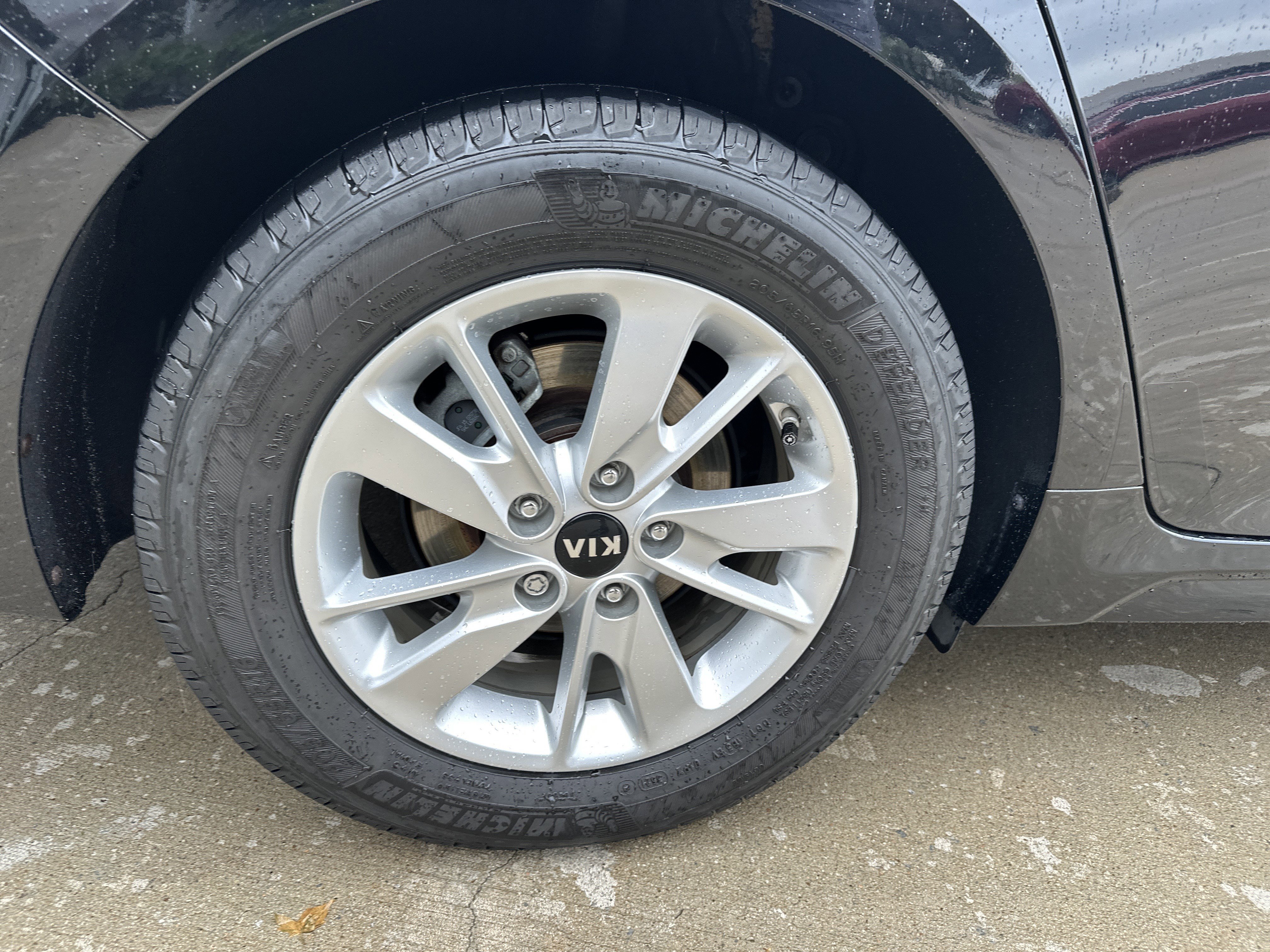 Used 2017 Kia Optima LX FWD image 29