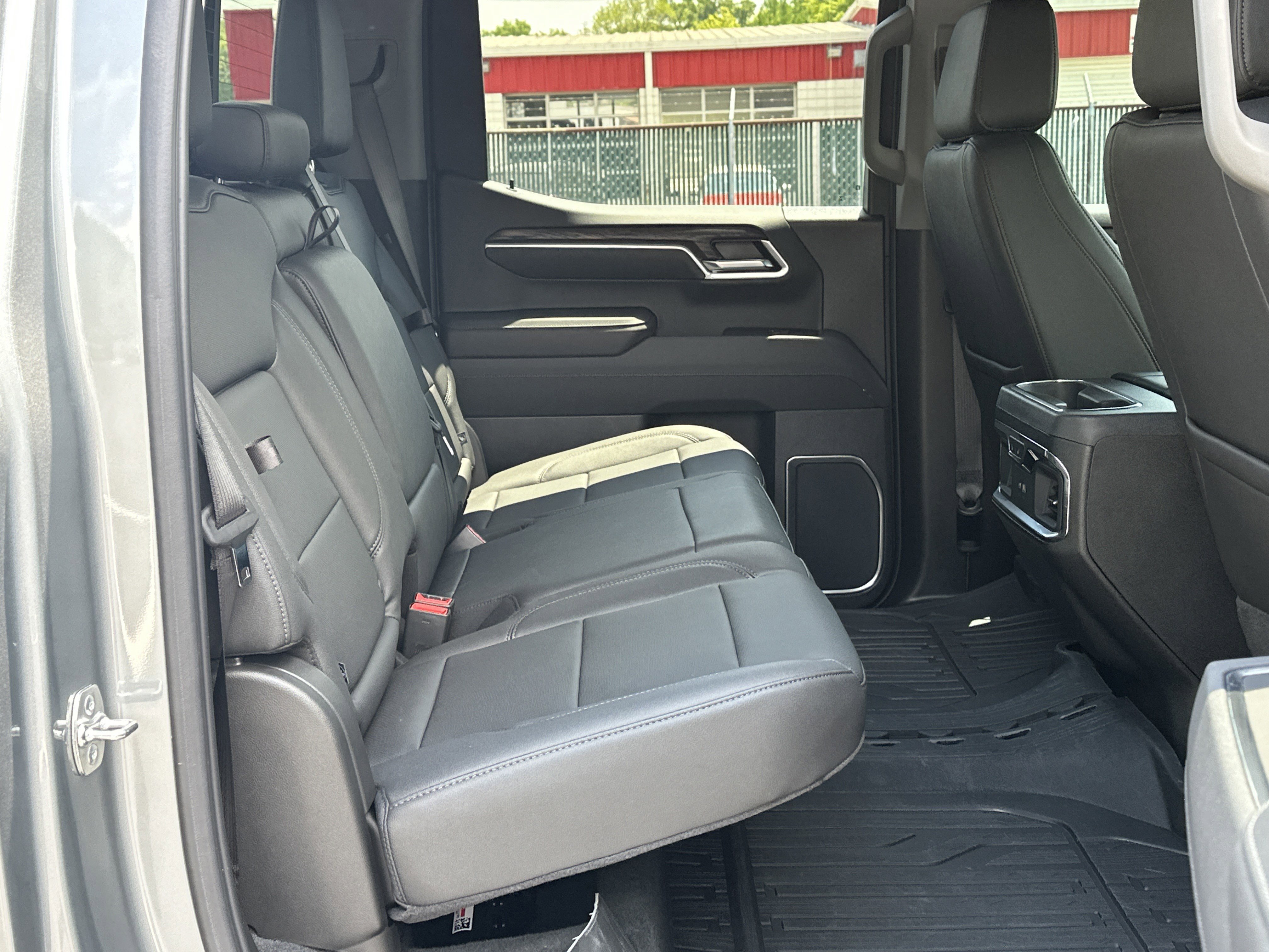 Used 2026 GMC Sierra 1500 SLT w/ SLT Premium Plus Package AWD/4WD image 13