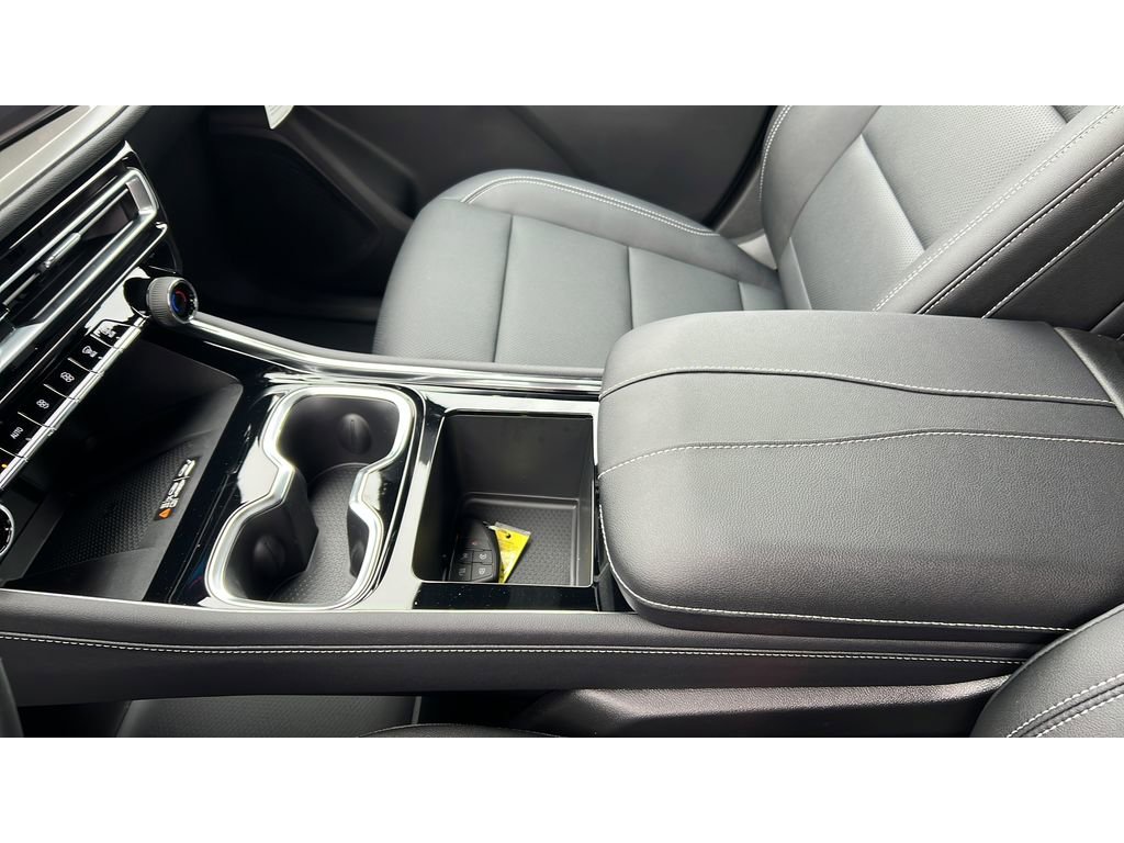 New 2026 Chevrolet Traverse LT w/ Driver Confidence Package FWD image 20