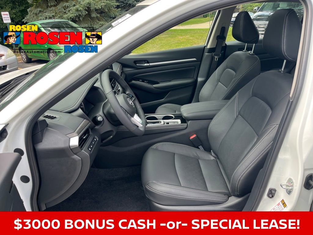 New 2025 Nissan Altima 2.5 SL image 13