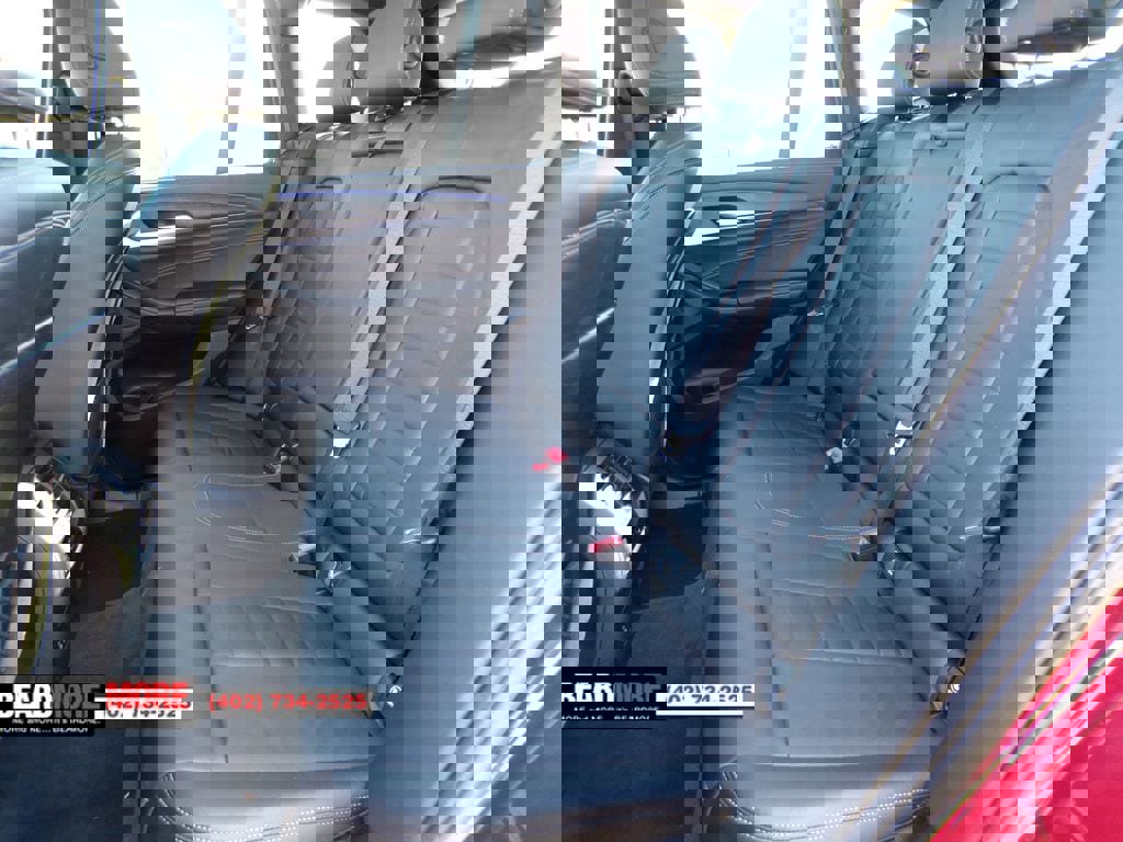 Used 2023 BMW X3 M40i image 32