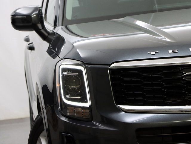 Used 2022 Kia Telluride LX image 4